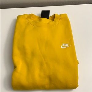 Nike Club Crew Neck